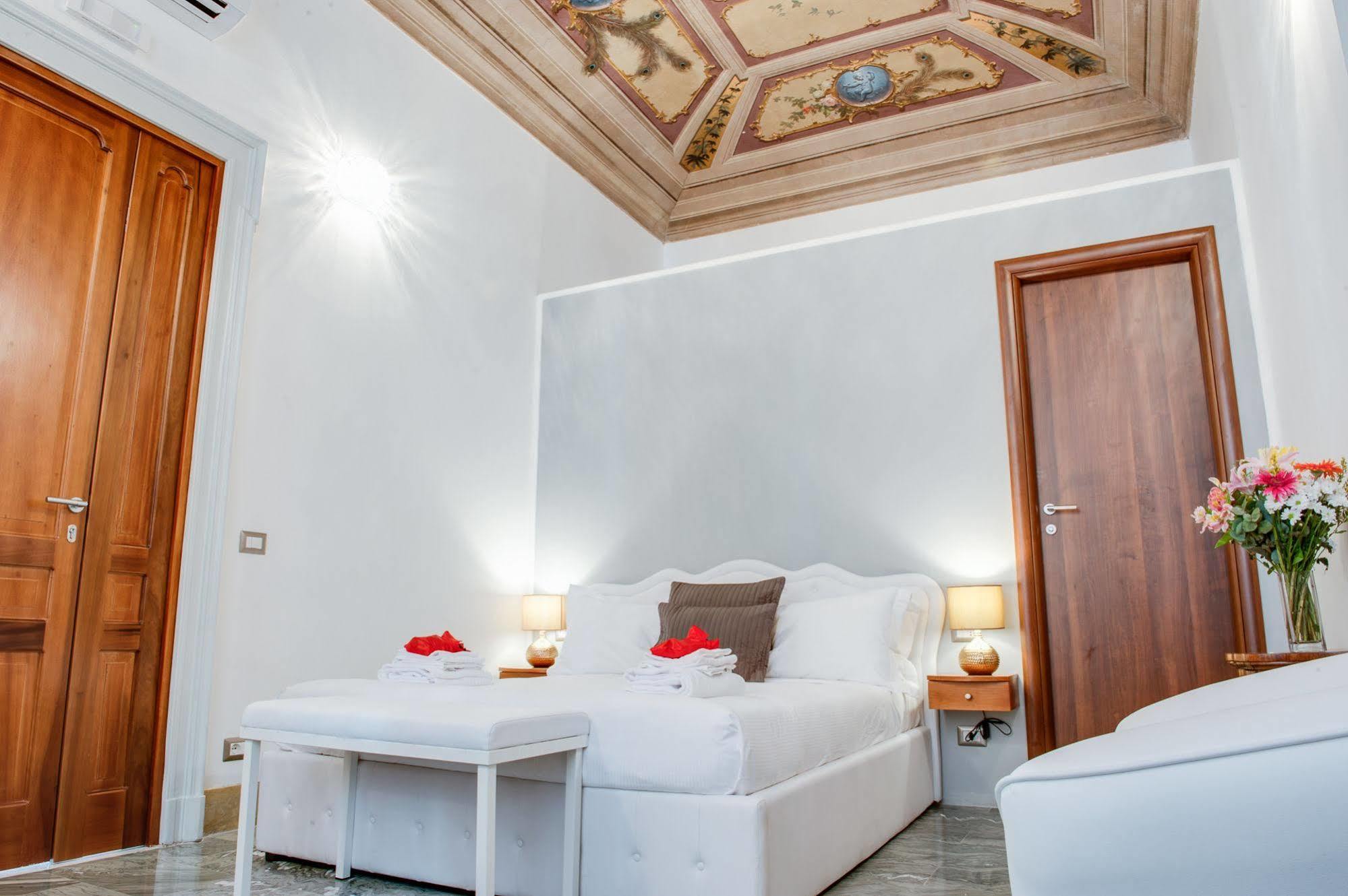 Lh Royal Suites Terrace Rome Bagian luar foto