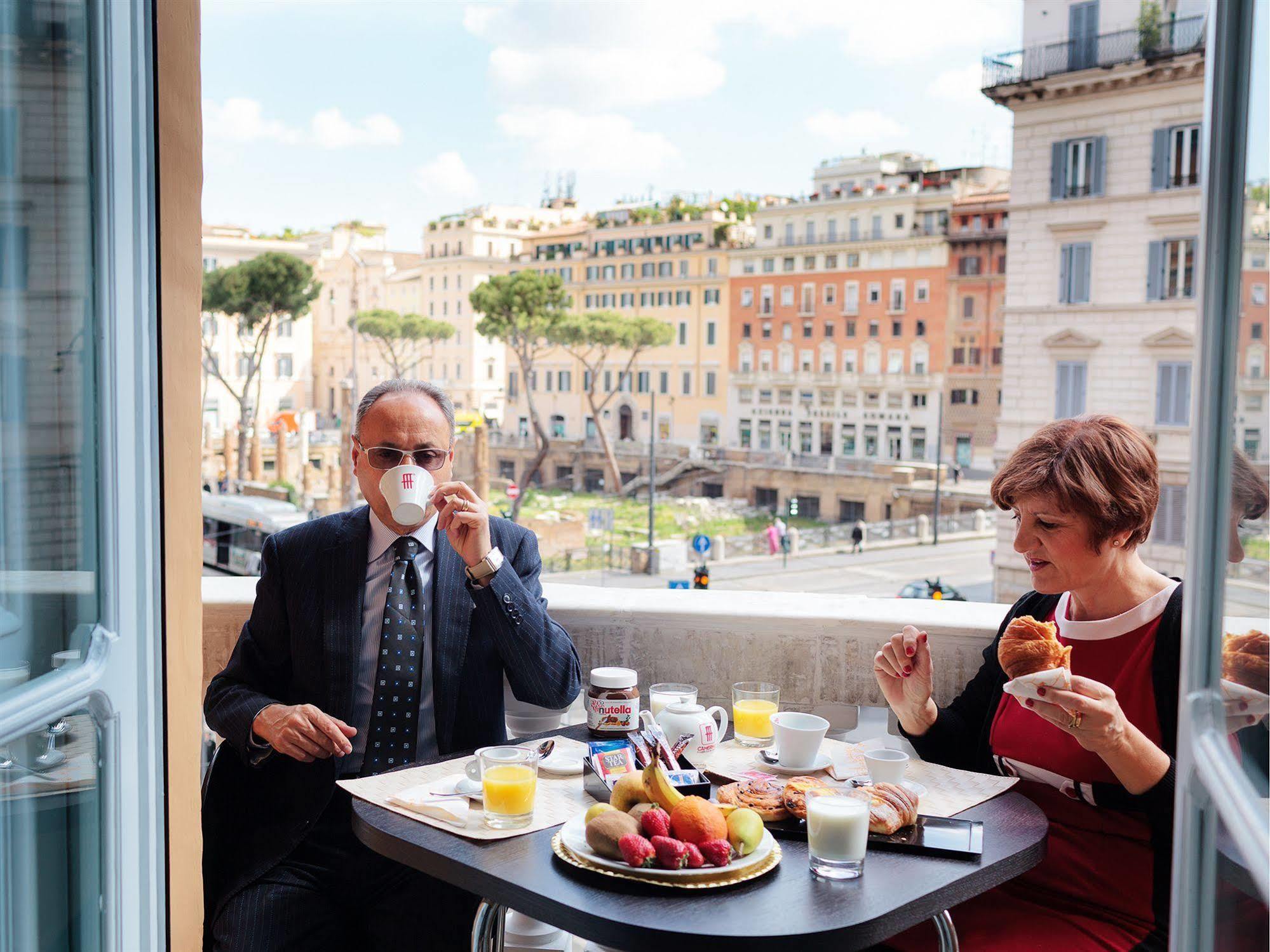 Lh Royal Suites Terrace Rome Bagian luar foto
