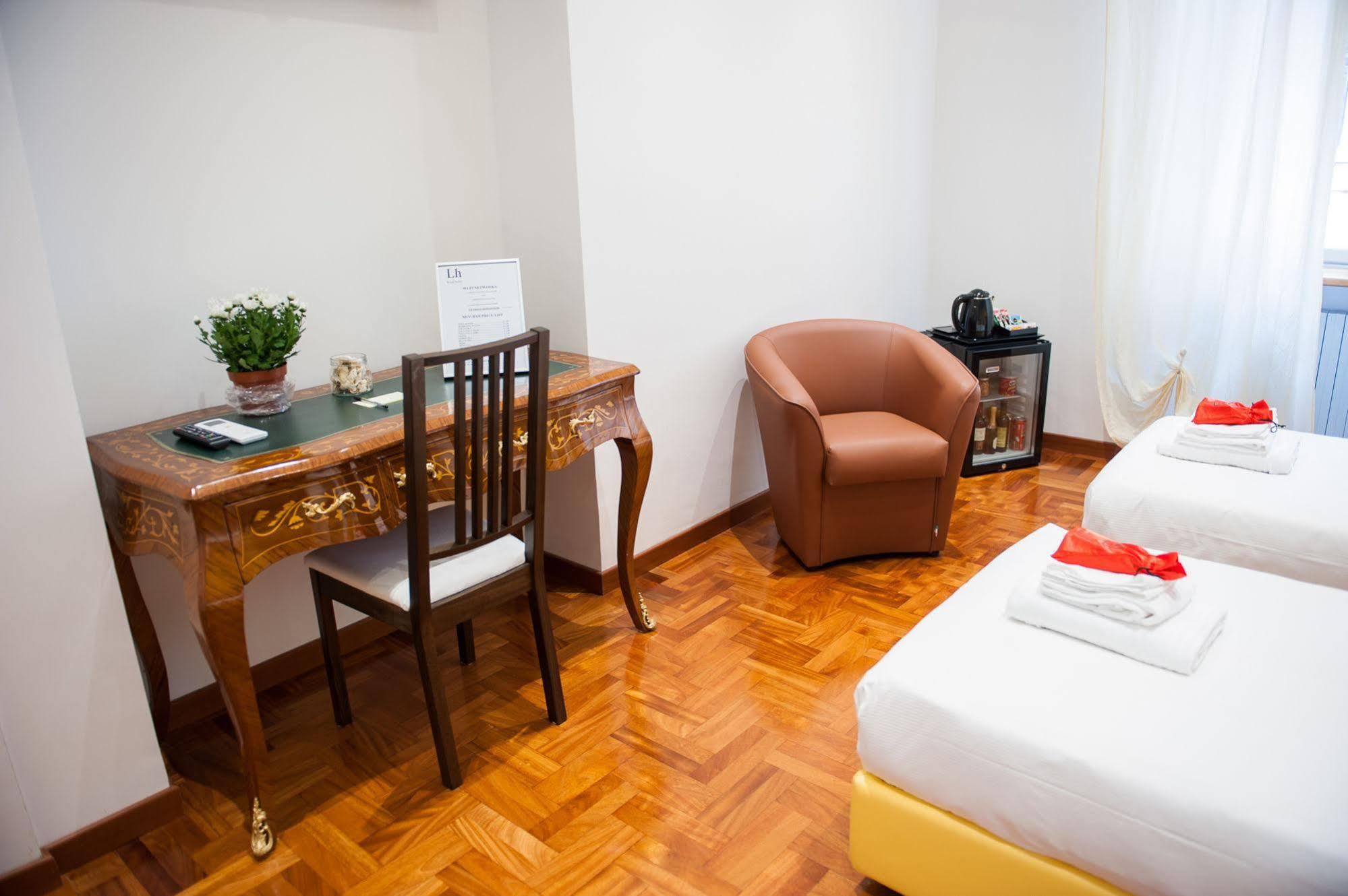 Lh Royal Suites Terrace Rome Bagian luar foto